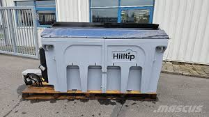 Hilltip 900AM ladsaltspreder (NY) poly, 900.l., med lys, nr.pladelys, blitzlys, vibrator