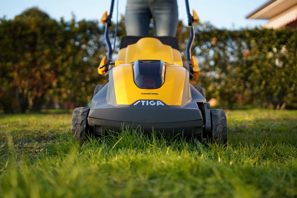 Stiga Combi 344e Plæneklipper Kit
