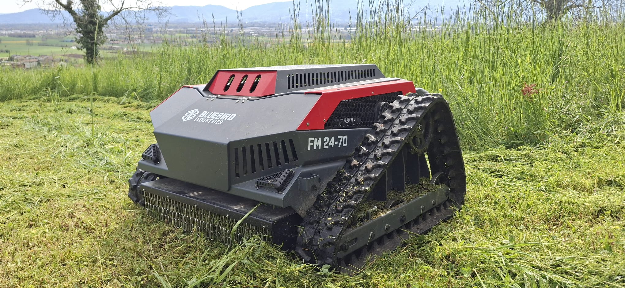 Bluebird FM 24-70 Skråningsklipper Hybrid