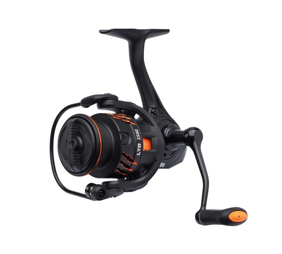 Savage Gear Orange LTD - Fiskehjul