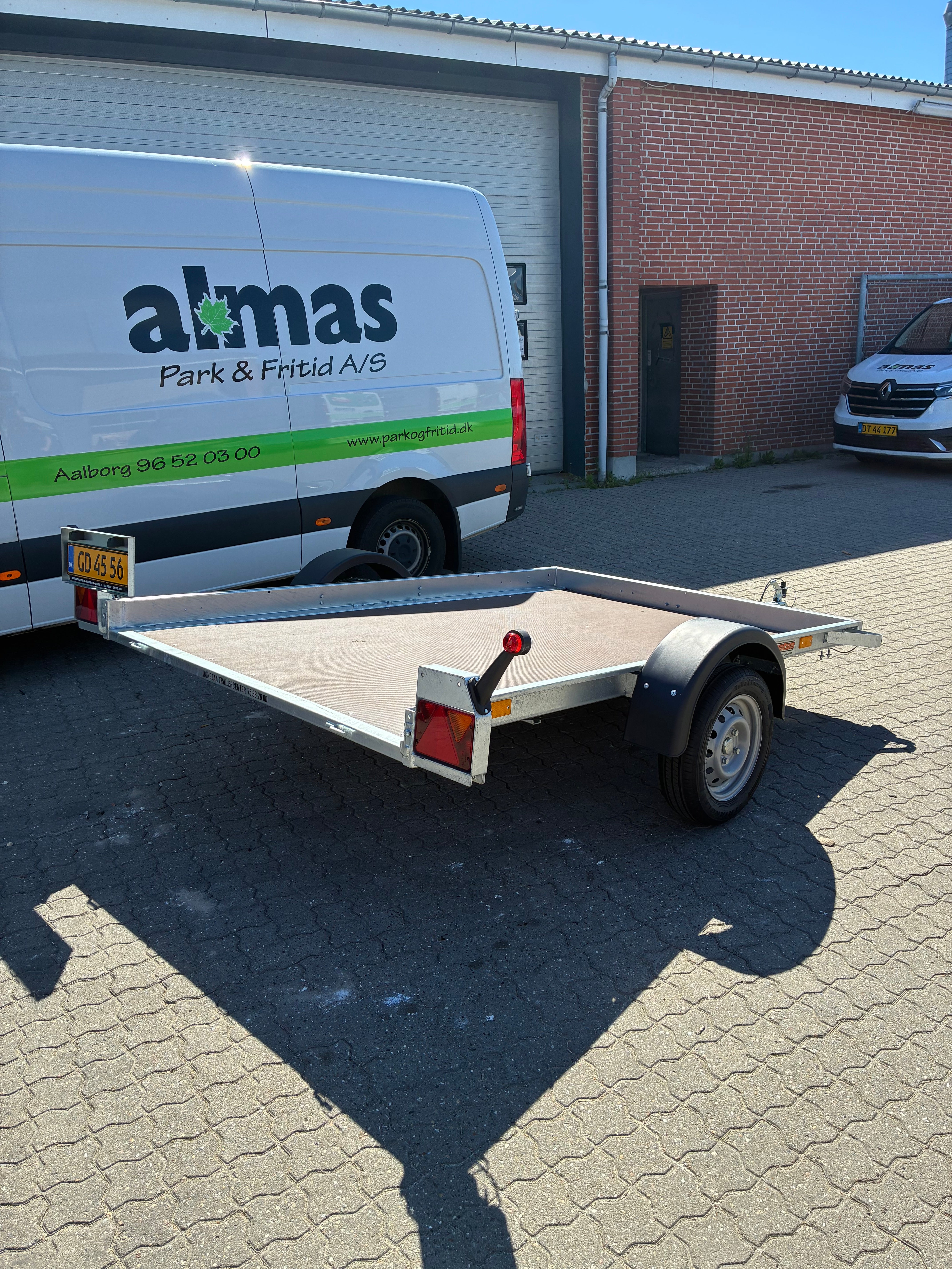 NEPTUN MULTI N7 Trailer (NY)
