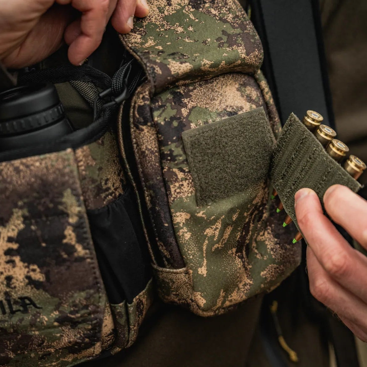 Härkila Utility Camo Pouch AXISMSP®Forest One Size