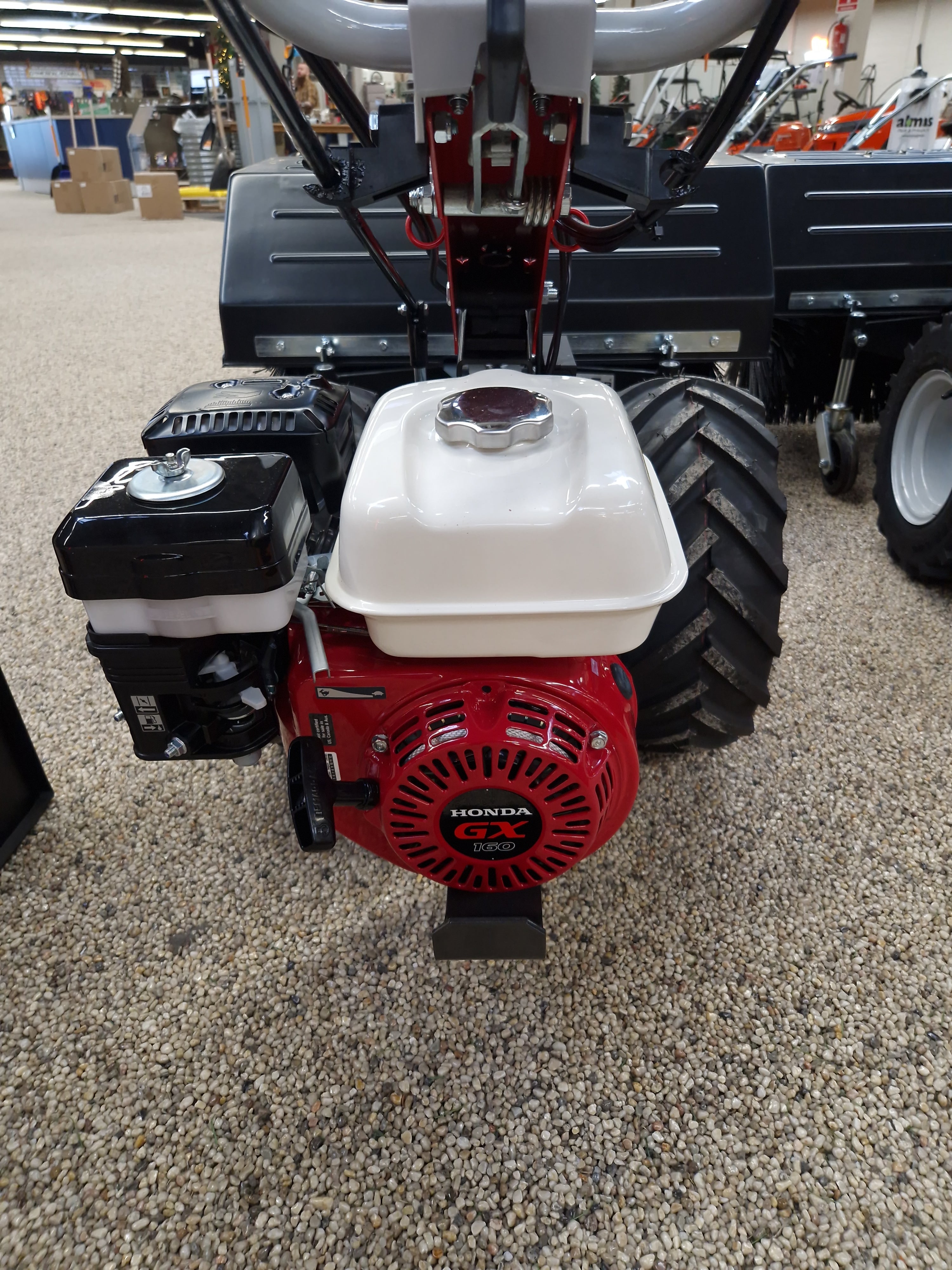 Nibbi Brik 1, 2-Hjulstraktor 5,5 Hk Honda Motor (Uden Kost)