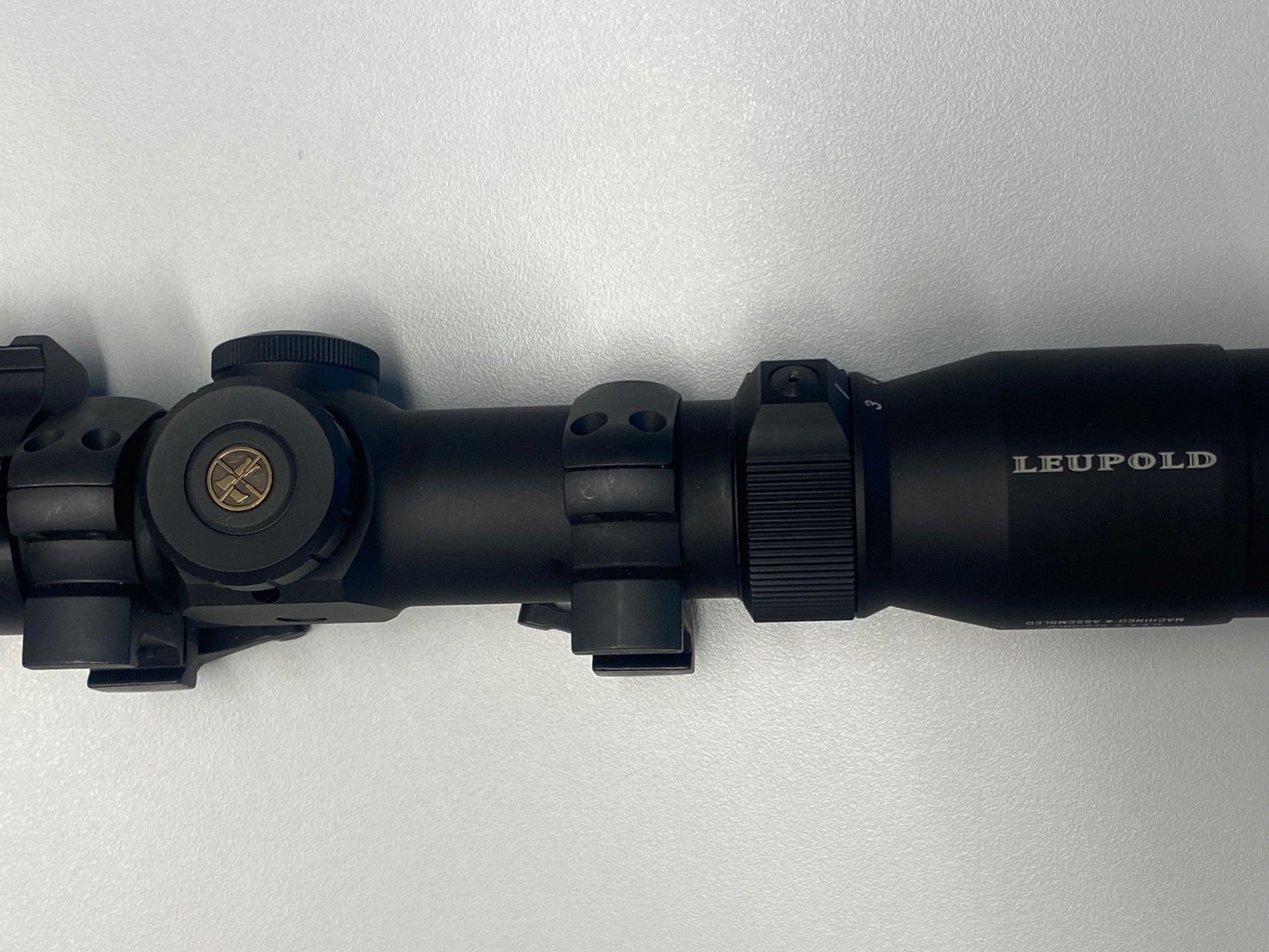 Brugt Leupold VX-R 3-9x50 med lys og QR stålmontage