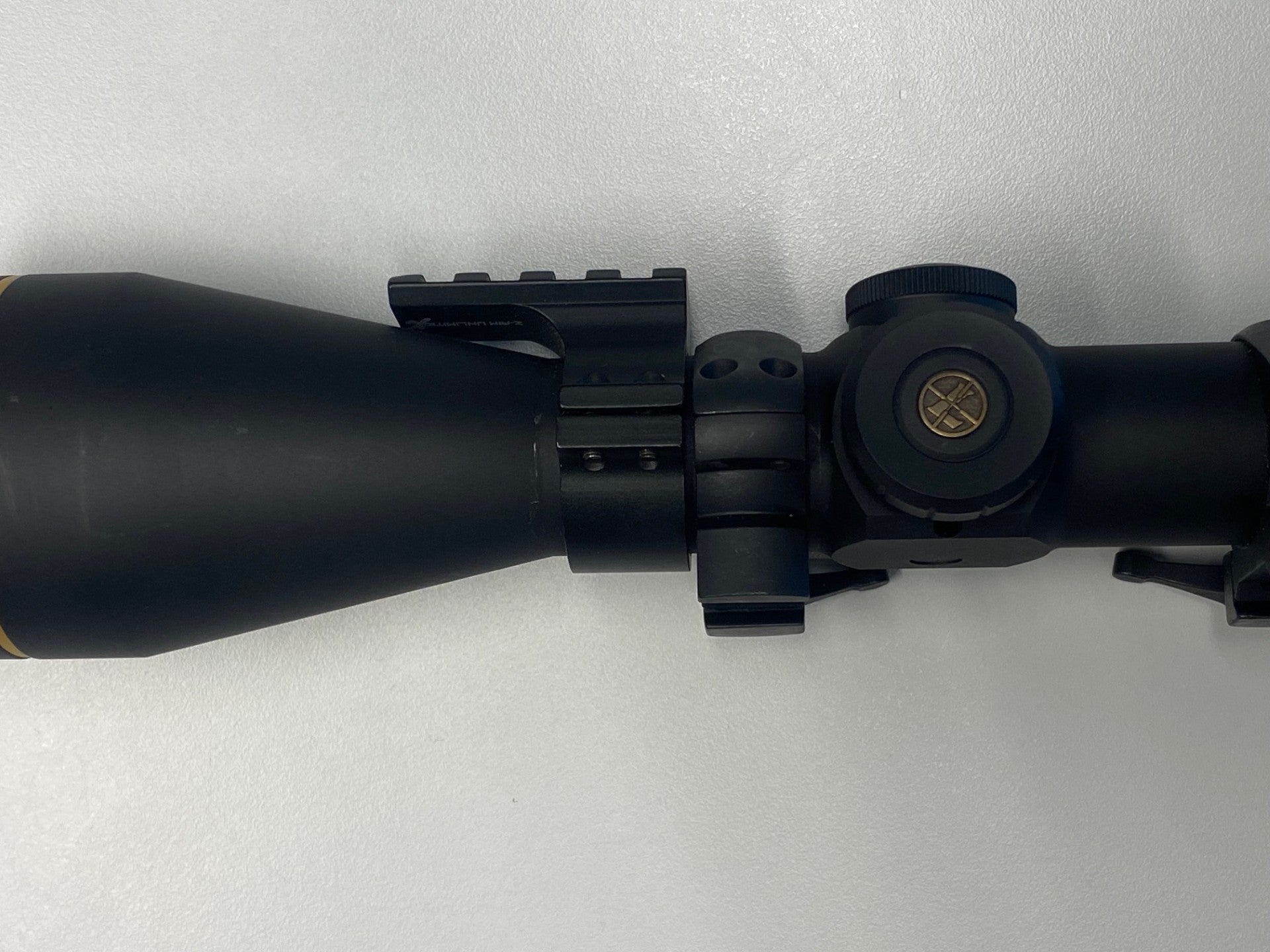 Brugt Leupold VX-R 3-9x50 med lys og QR stålmontage