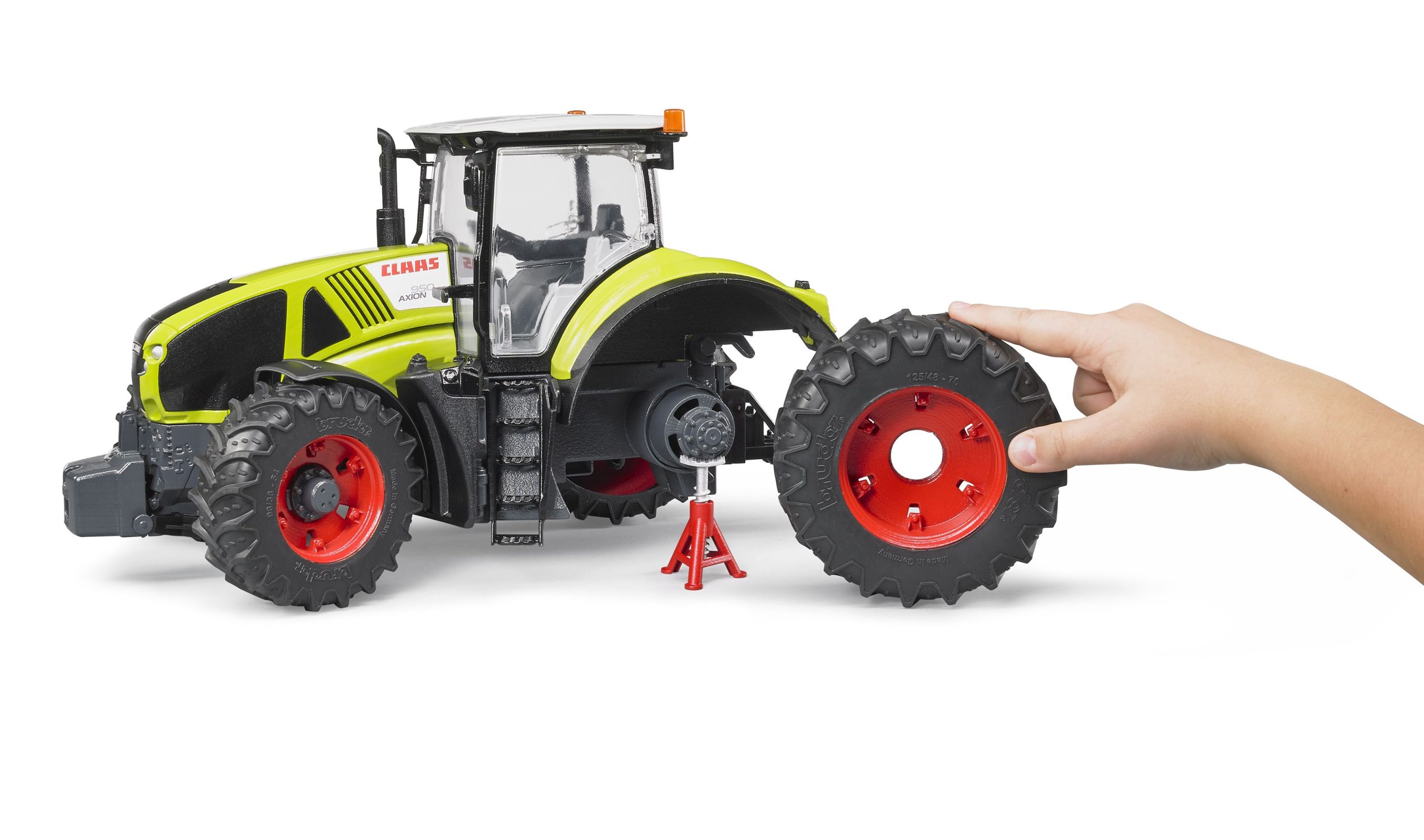 Bruder Claas Axion 950 Traktor