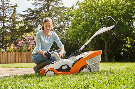 Stihl RMA 339 Plæneklipper solo